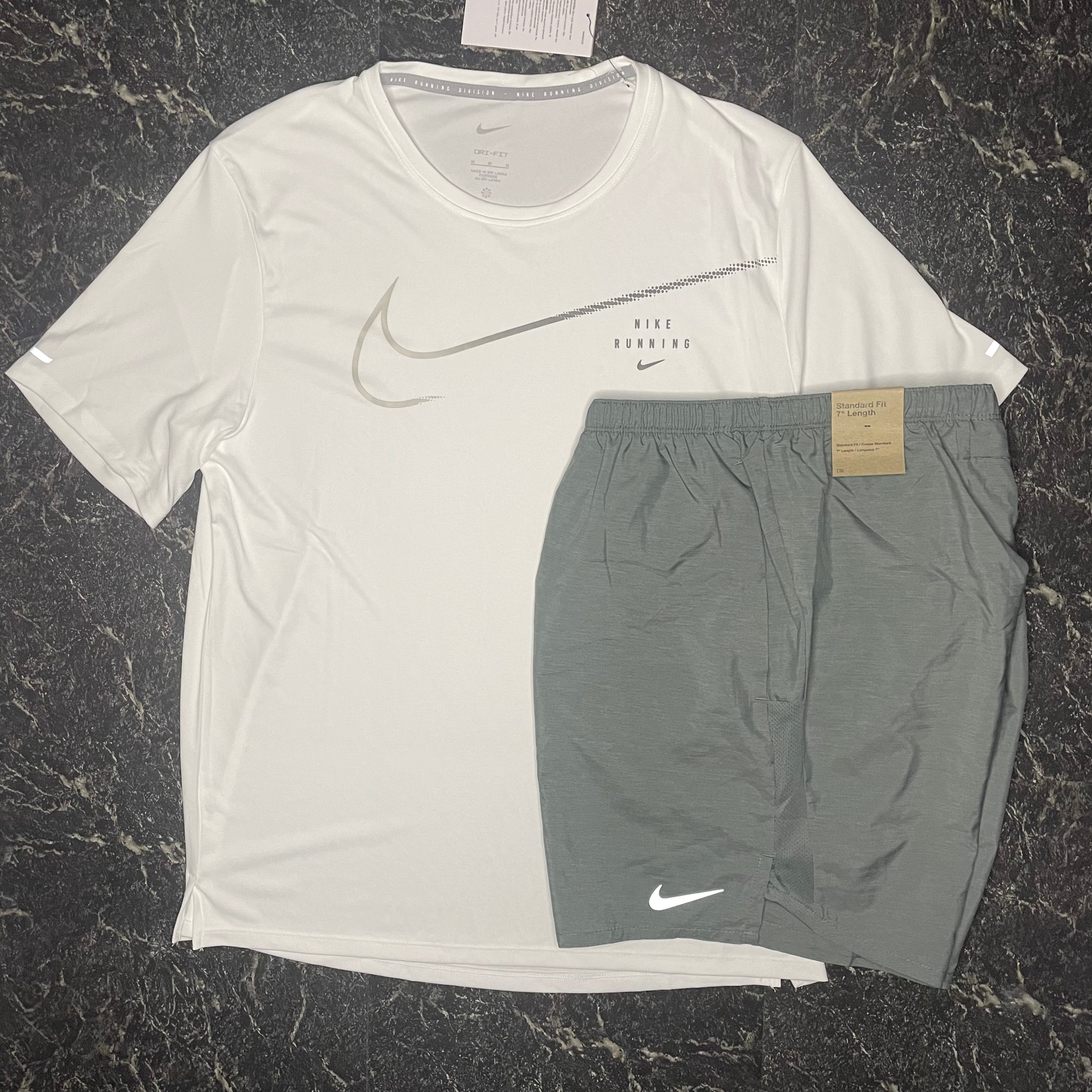 Nike Run Division T-Shirt - White