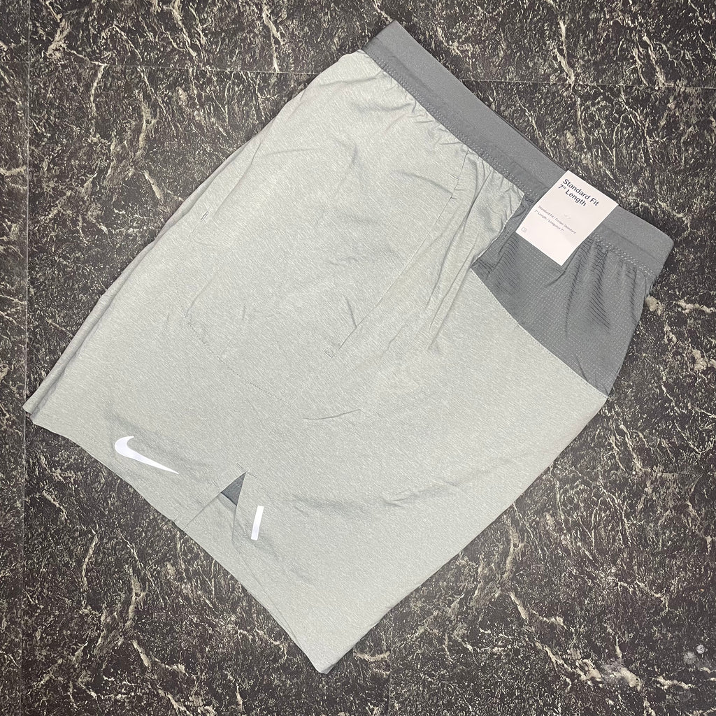 Nike Flex Stride 7" Shorts - Grey (Leggings)