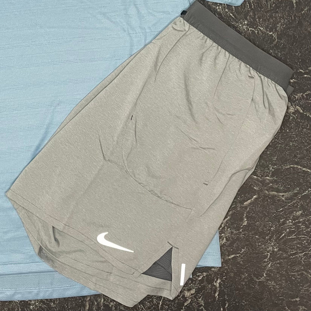 Nike Flex Stride 7" Shorts - Grey